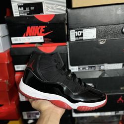 2019 Jordan Bred 11s size 10.5 USED But Clean