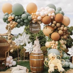 Backdrops And Balloon Garlands 