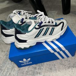 Adidas Ozweego Pure 10.5