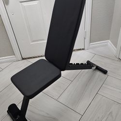 New Assembled 600lbs Capacity Foldable Weight Bench. 