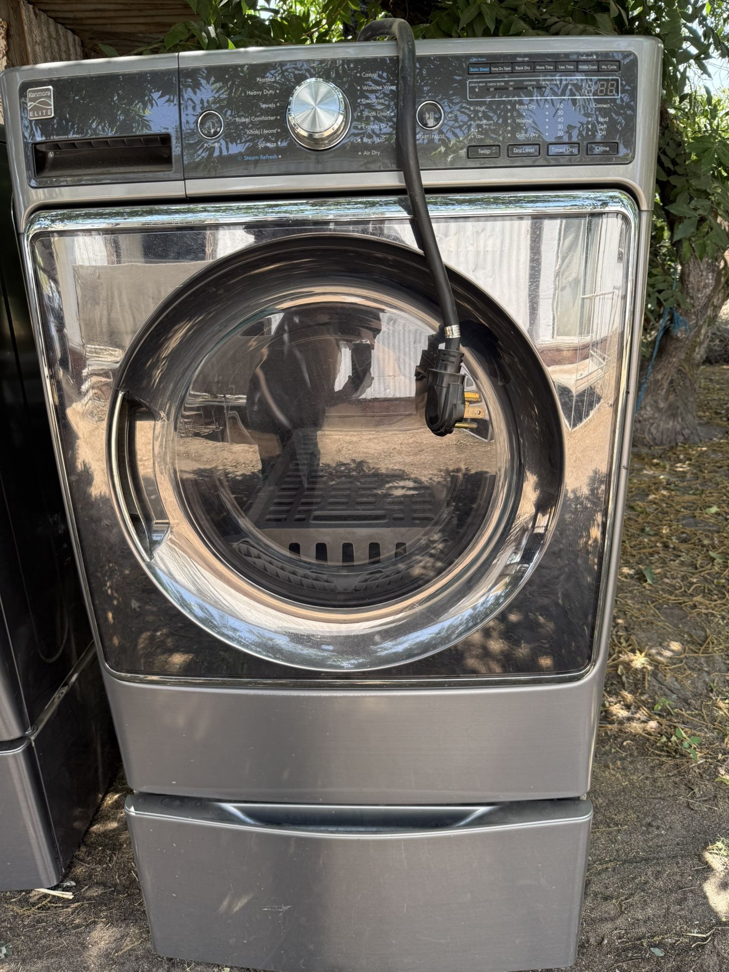 Kenmore Elite Dryer With Pedestal