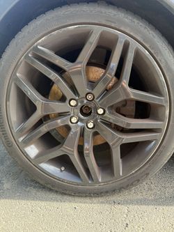 Land Rover 22” Rims