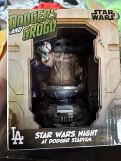 Dodger and Grogu collectible