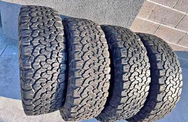 37x12.50/17 Bfgoodrich vendo un set de llantas usadas excelente condiciones de vida las 4 ✅🤩I am selling a set of used tires, all 4 in excellent livi
