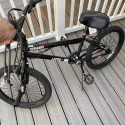 Black Bicycle Size 20