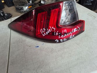 Lexus rx rx350 left tail light oem