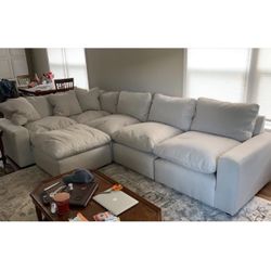 Ivory Modular Sectional /couch /Living room set