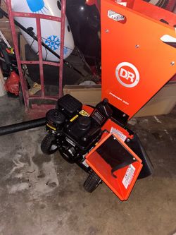 Wood chipper brand new never used