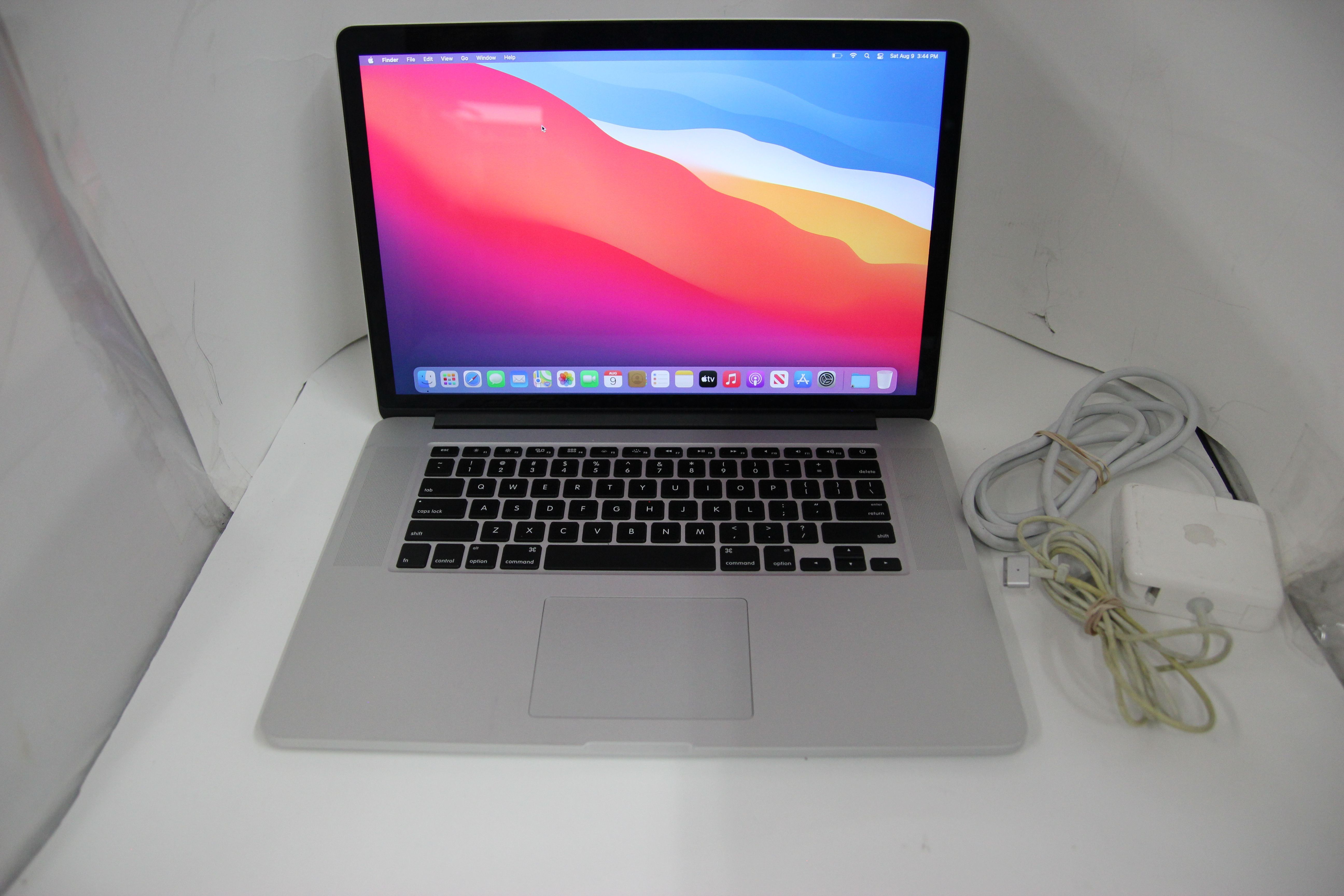 MacBook Pro Retina Late 2013， 13 inch， Core i5 2.4GHz， 高速