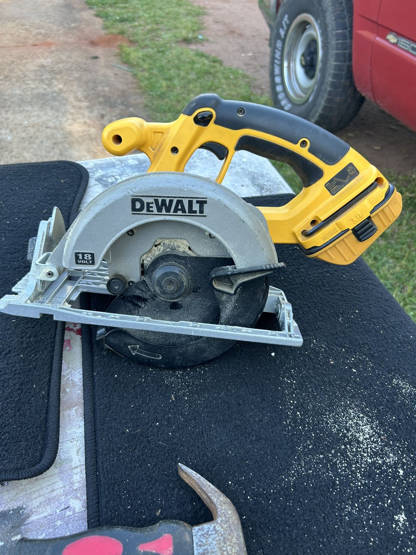 Dewalt Saw And Saws saw 18volt With Adapter For 20 Volt Battery