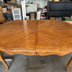 Solid Wood Dining Room Table And 6 Chairs