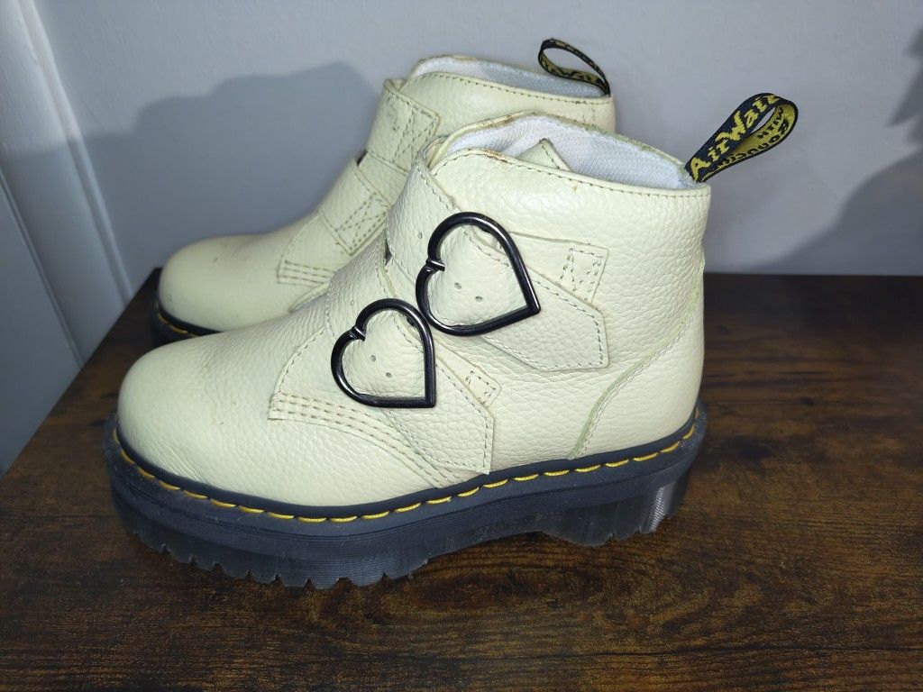 Dr Martens
