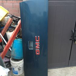 Obs Tail Gate