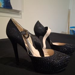 New!!! Women's Heels