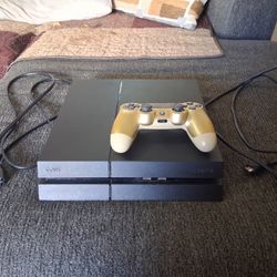 PS4 W/controller