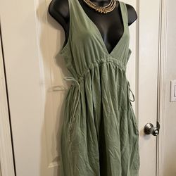 NWT- Sqge Color Low Cut Draw String Sundress 🍈