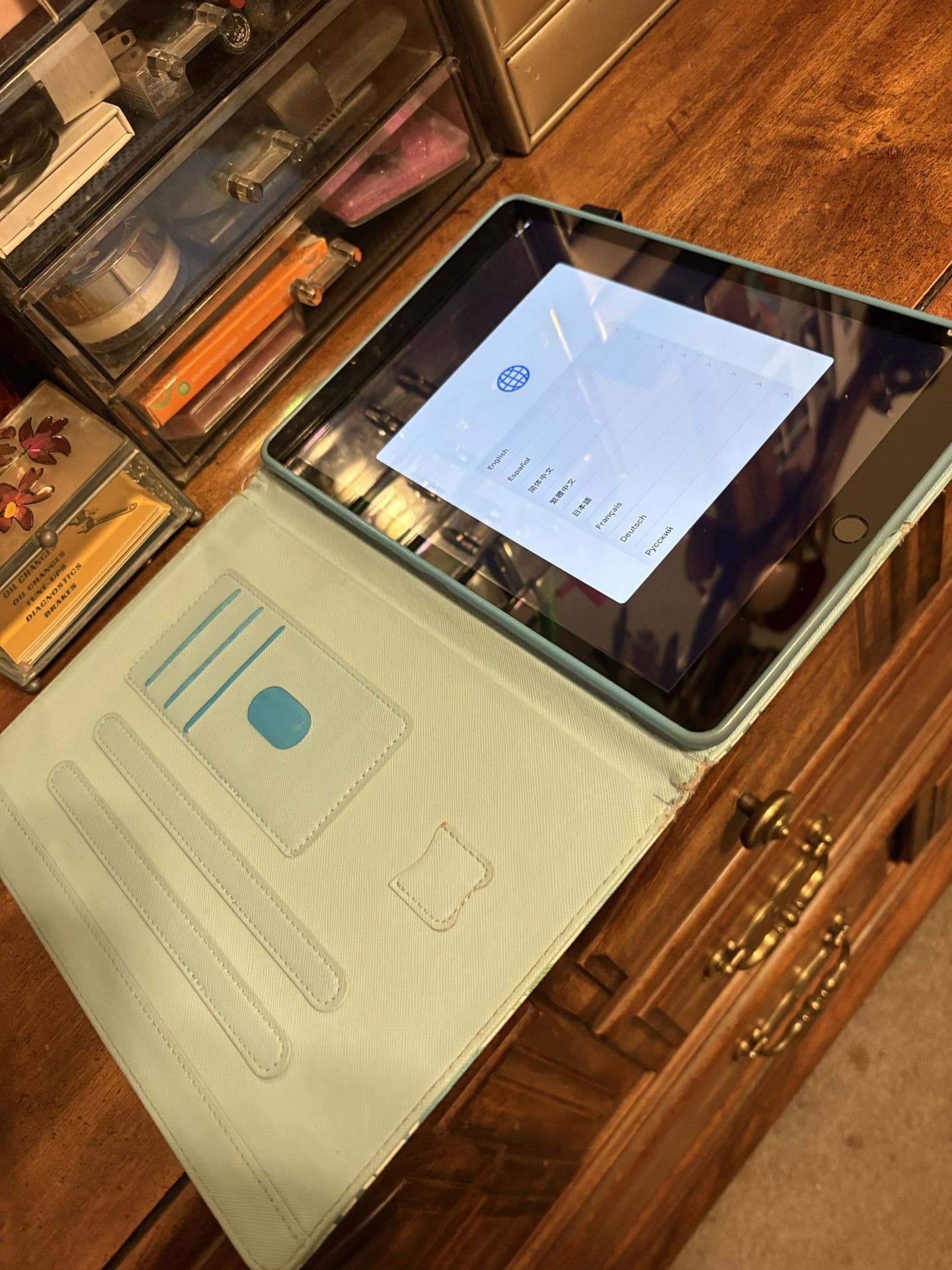 iPad 7 Generation WiFi/Cellular !