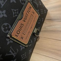 louis vuitton book bag