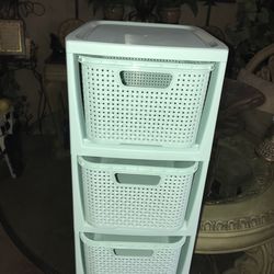 New 3 basket storage