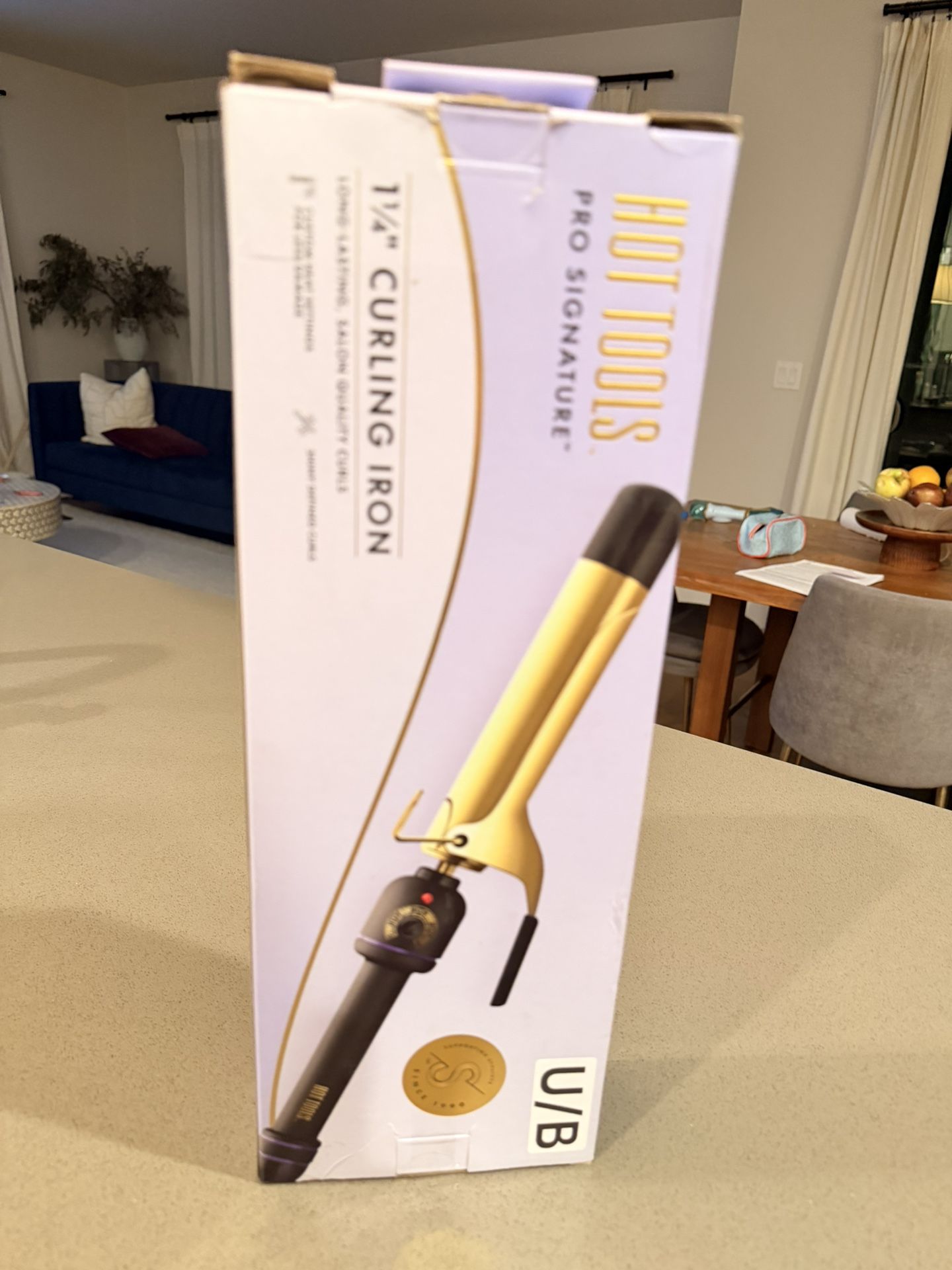 Hot Tools Pro Signature Curling Iron 1¼” – New