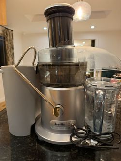 Breville Juicer