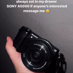 SONY A5000 Camera 