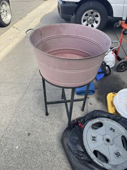 Nicely Used Ice Tub
