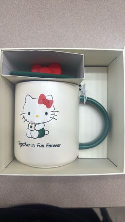 Starbucks Hello Kitty Mug in box