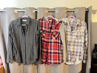 Small & Medium Women’s Clothing