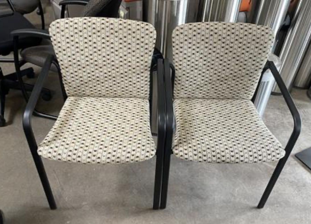 Office Modern Guest Arm Chairs! Only $25 Ea!!
