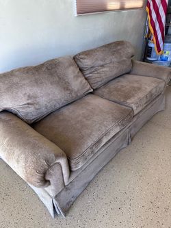 Sofa 84”
