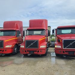 Lote Camiones Volvo Day Cab