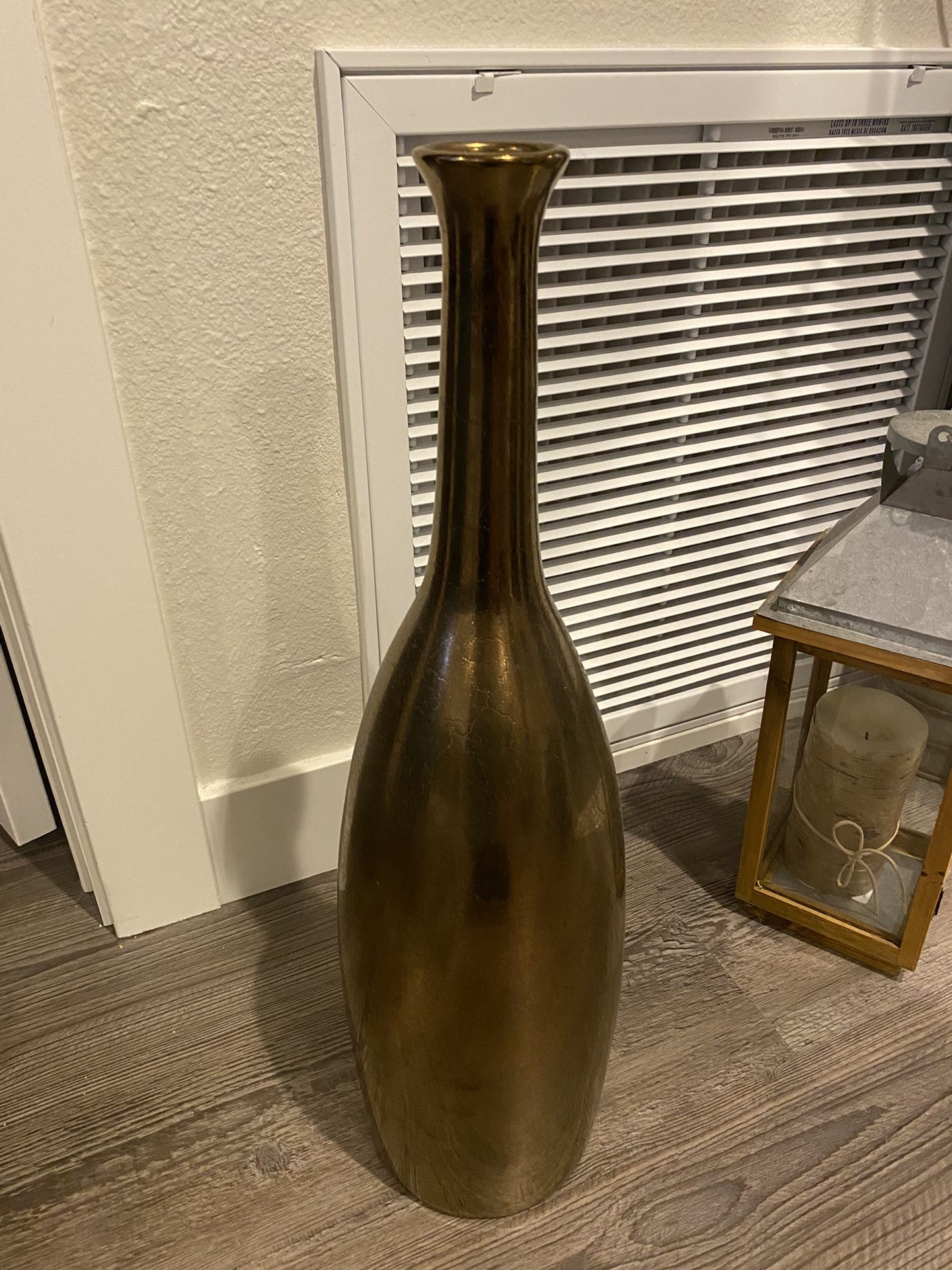 Modern Vase (from EQ3)