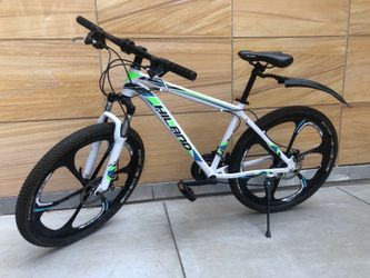 HILAND 26" MTB Mountain Bike, 6- spoke wheel