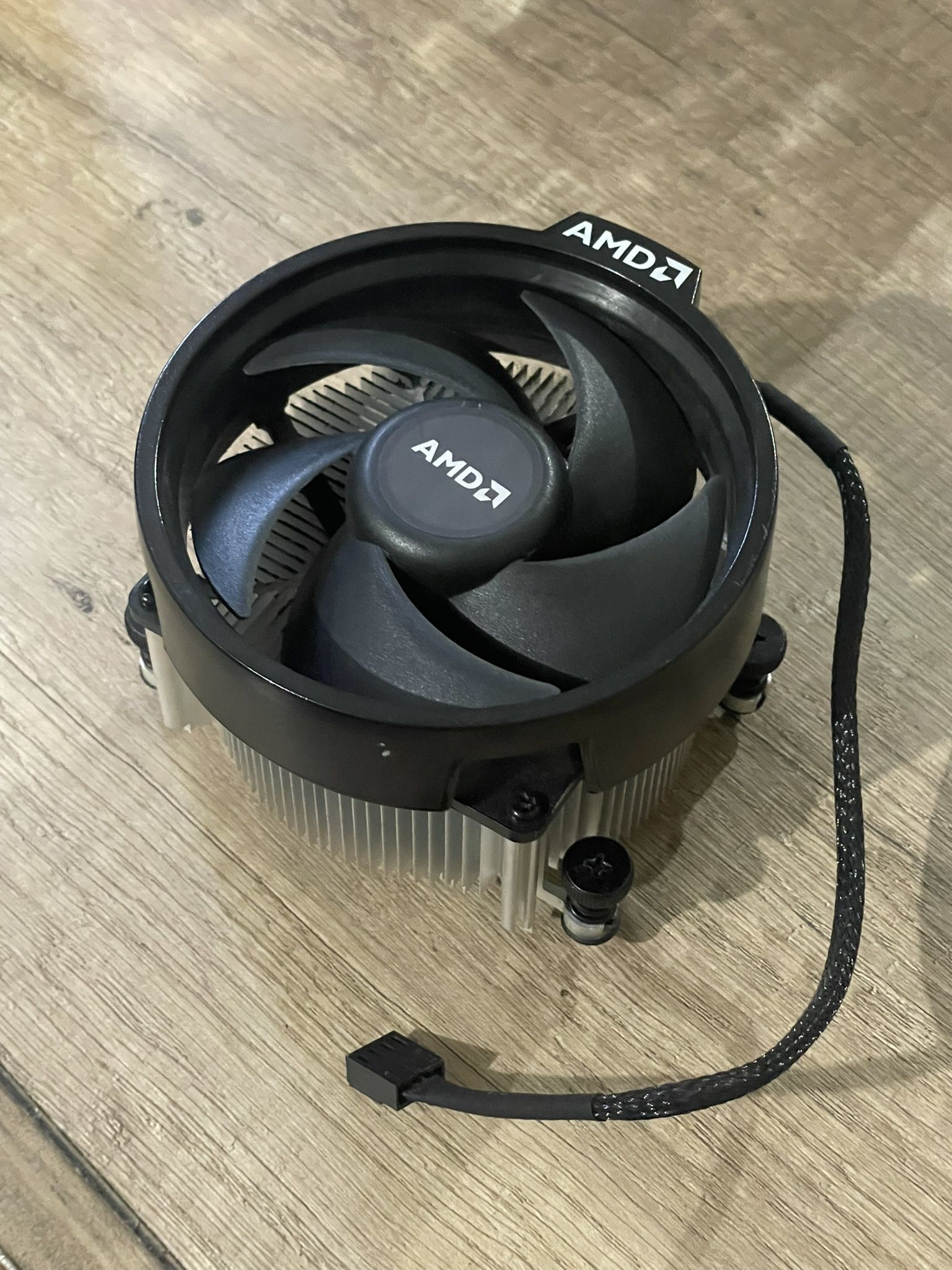 CPU FAN | AMD Stealth Wraith Cooler 