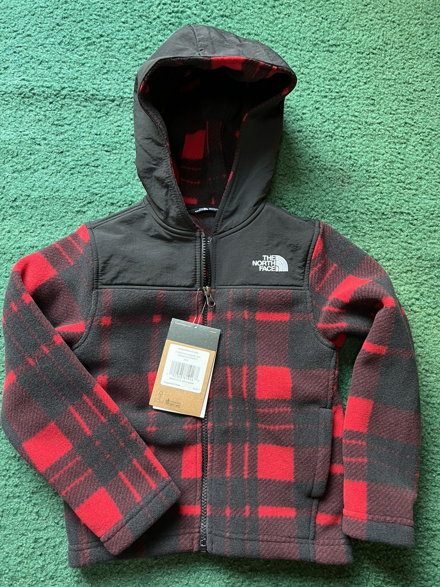 New Yourh North Face Hooded Jackets. Norton Pickup