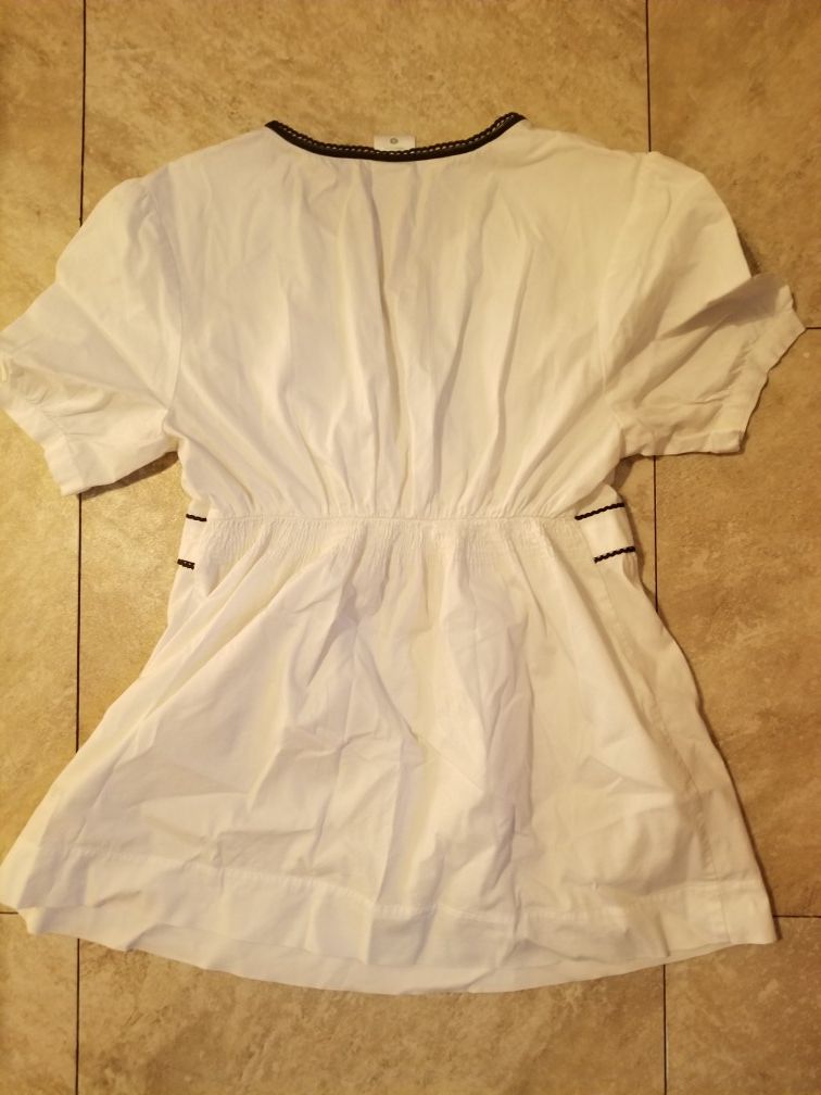 Maternity clothes