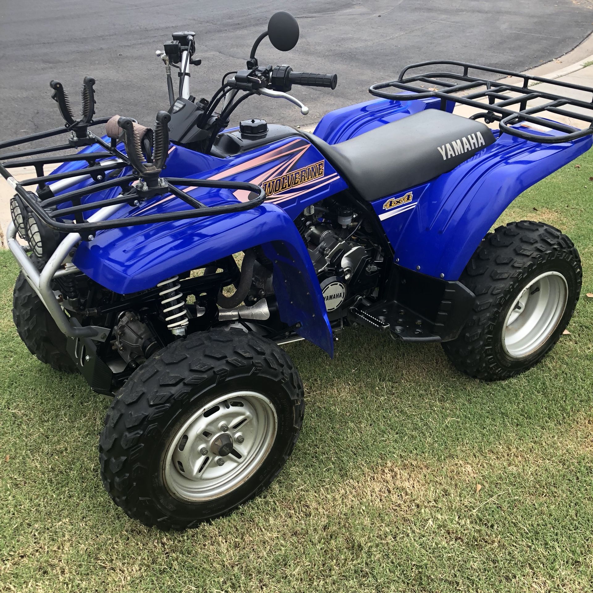 Yamaha Wolverine 350 4x4 Hunting/Utility quad for Sale in Chandler, AZ