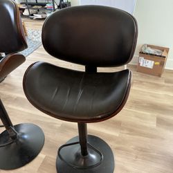 Bellatier Adjustable Height Bar Stool with Contoured Back and Seat