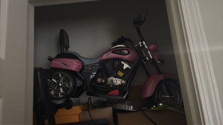 Ride on motorcycle