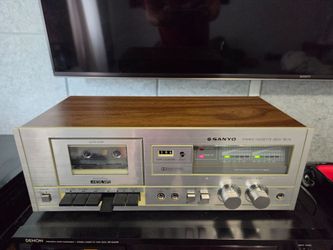 Sanyo RD-10 Stereo Cassette Deck.