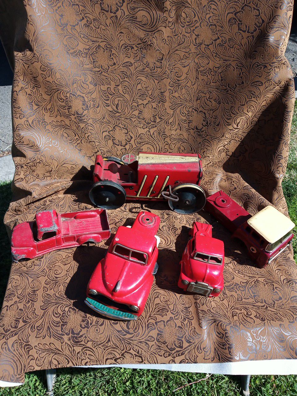 Collectible old Tin wind up toys (parts or repair)