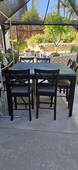 6 Chairs & Dinning Table