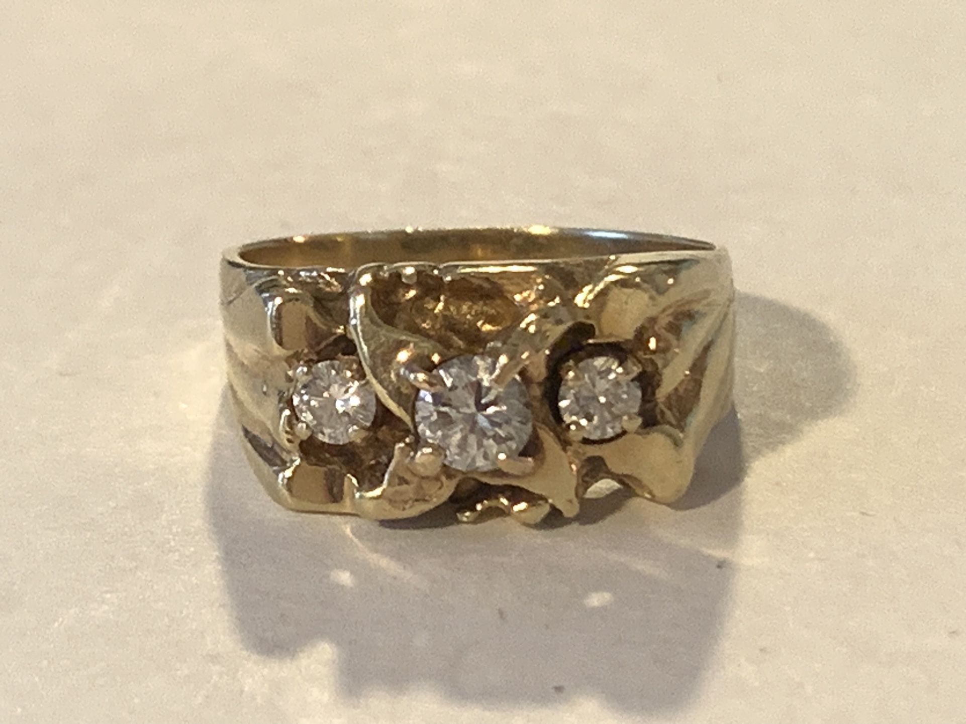 14k Gold & 3 Diamond Nugget Engagement Band Ring Size 8.5