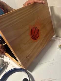 3D hologram box with suns logo
