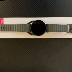SAMSUNG GALAXY WATCH 7 USED BUT GOOD