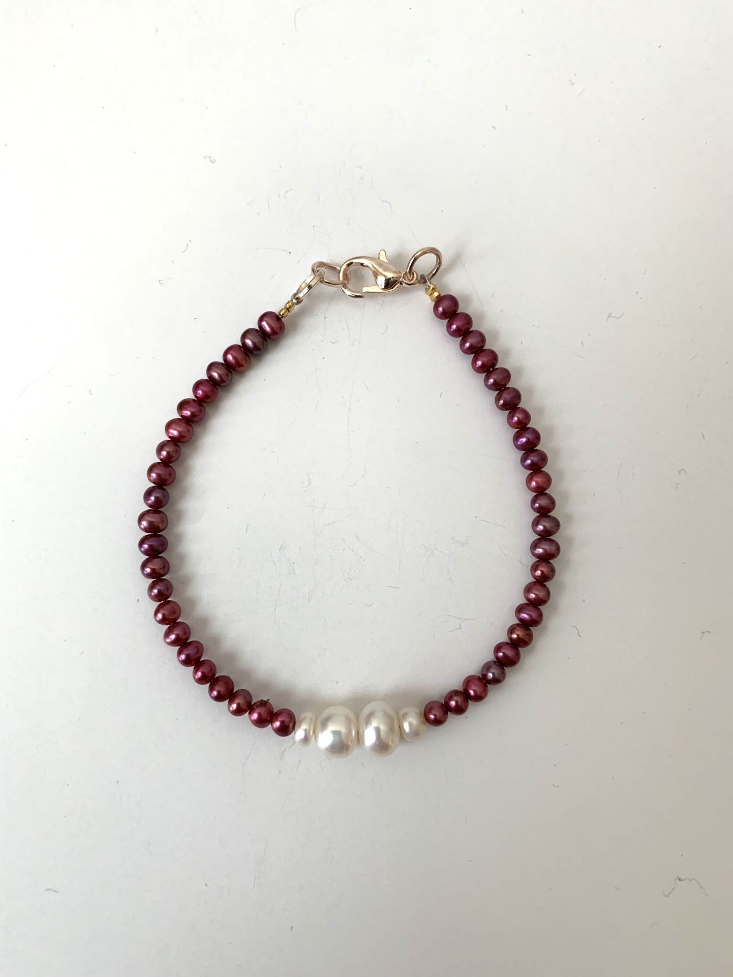 *New Handmade* Genuine Cultured Pearl Bracelet, Vivid Red And White, 7.5”