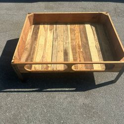 Beautifulw  table