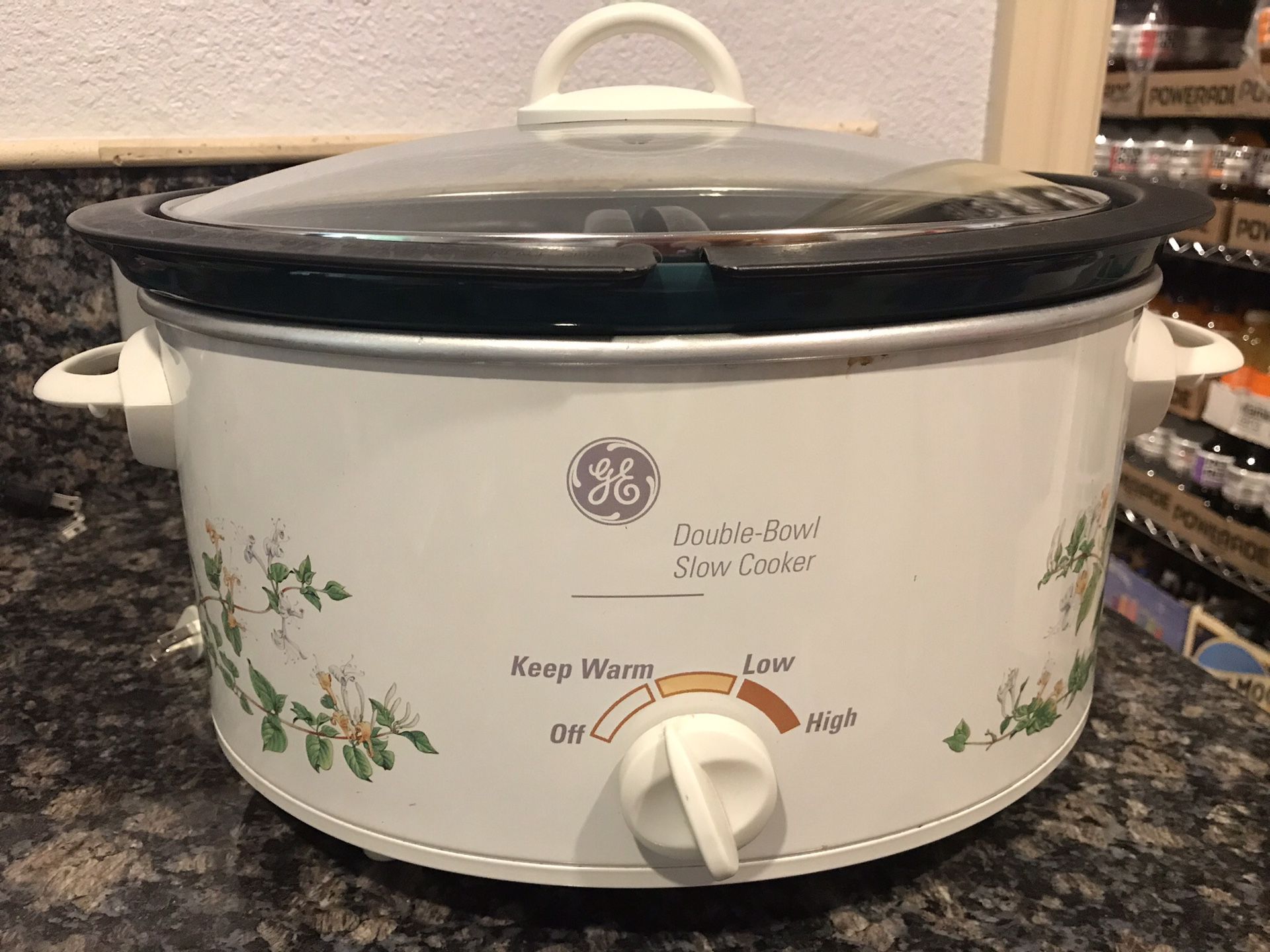 GE 6 qt Slow Cooker with removable double bowls.