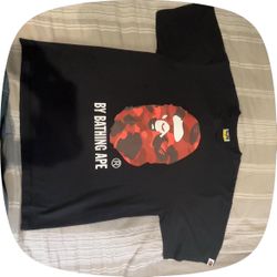 A Bathing Ape BAPE Men’s Black T-Shirt Red Camo Ape Head Logo L Regular